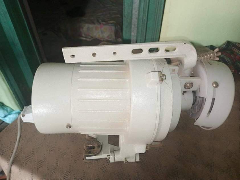 A picture of Sewing machine motor