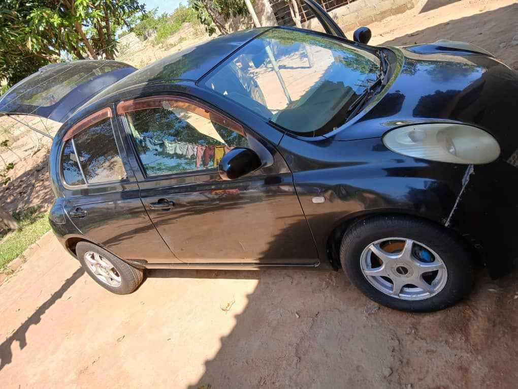 used nissan march