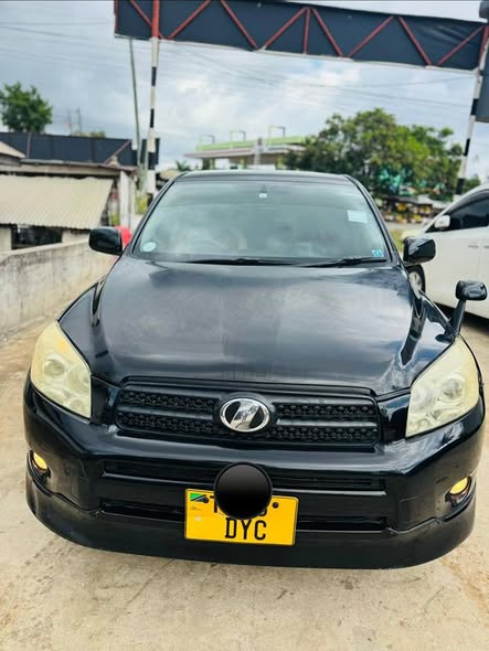 A picture of TOYOTA RAV4 MISS TZ