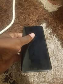A picture of Samsung s20