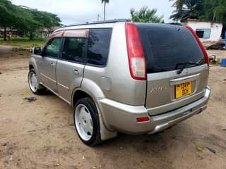 A picture of Nissan xtrail Cc1990 Mwaka 2001 Full Ac