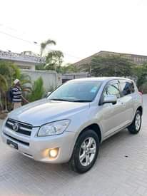 A picture of Toyota rav4