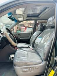 A picture of TOYOTA HIGHLANDER 2006 STILL AVAILABLE LOCATION IKOTUN LAGOS TRUST ME