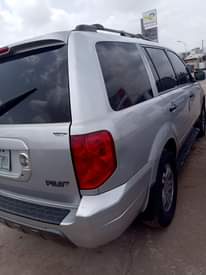 A picture of Grade A Honda pilot 2006 model Everything is working perfectly