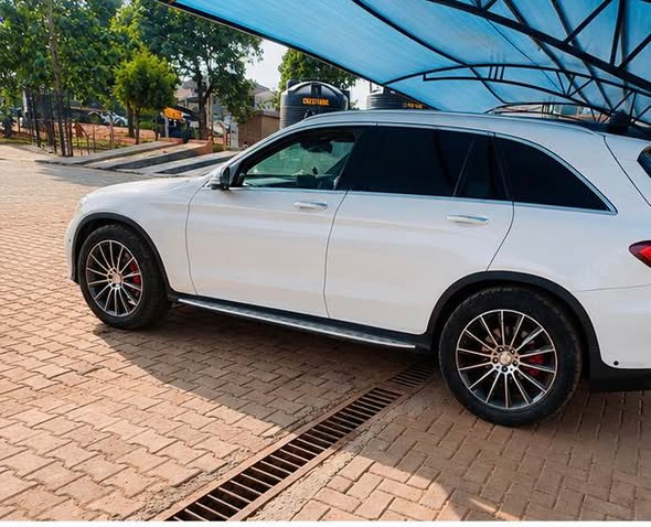 A picture of Mercedes Benz glc 250 diesel 2016 model 0757913971