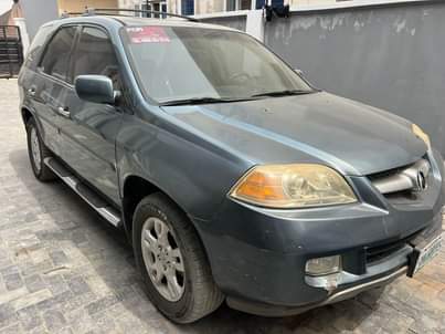 A picture of Acura mdx