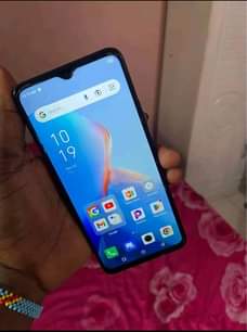 A picture of Infinix smart7 clean as new