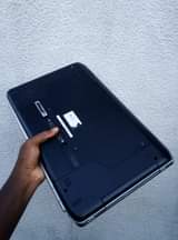 A picture of NAUZA laptop laptop dell Coi 5