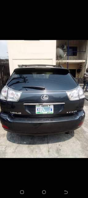 A picture of Awoof As Edey hot 2007 Rx 330 up for sale