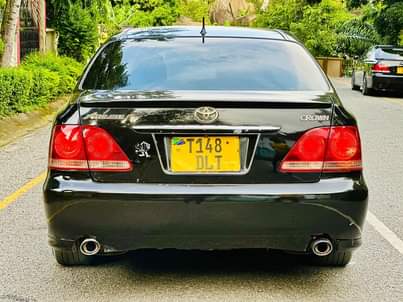A picture of TOYOTA CROWN ATHLETE GOOD NEW FOR SELL 12M OR EXCHANGE