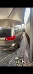 A picture of Toyota sienna