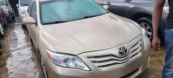 A picture of Foreign used 2011 Toyota Camry at this price right now