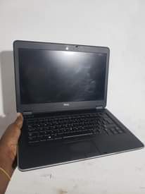 A picture of Dell latitude e6440 core i5