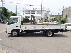 A picture of LONG BODY 2011 TOYOTA Toyoace PRICE CIF DAR US SAALAAM