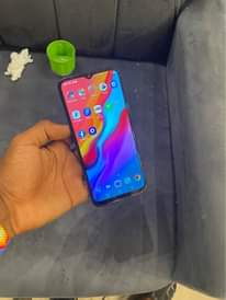 A picture of INFINIX HOT8 32GB