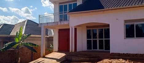 A picture of quick sale 3bedroomed flat house for sale located at Matugga