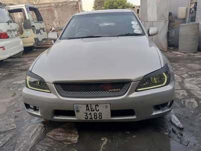used toyota altezza