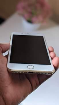 A picture of nauza iphone7 plus nipo gongolamboto