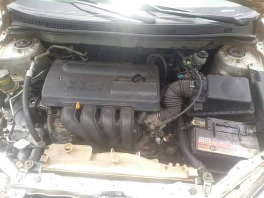A picture of 2004 Toyota Corolla LE Good