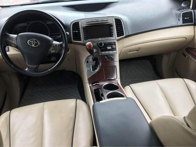 A picture of TOYOTA VENZA