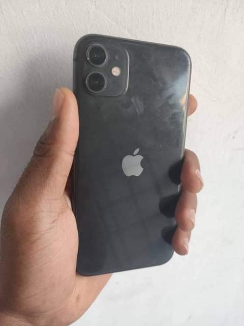 A picture of iPhone 11