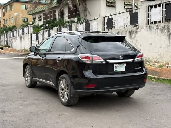 A picture of Lexus Rx350 08168128003