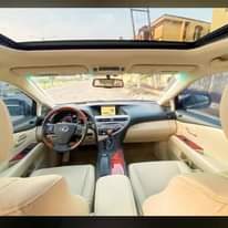 A picture of RX 350 2012