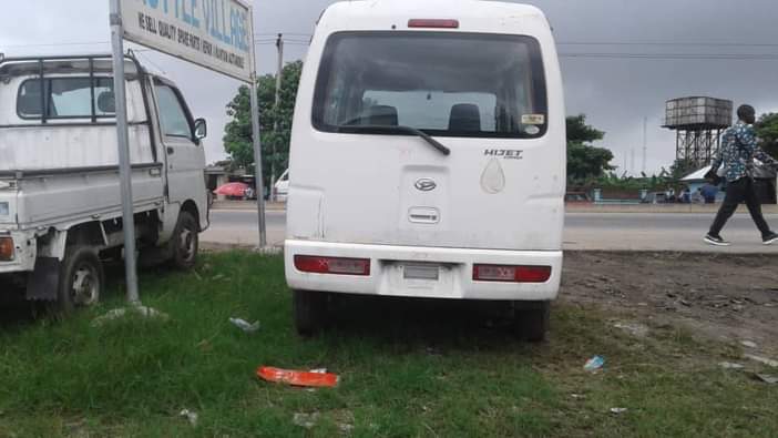 A picture of Direct Belgium hijet bus Buy and drive Price 3 5m