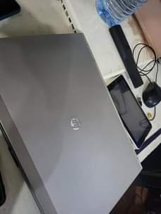 A picture of Nice original dubai used hp core i5 laptop for 300k