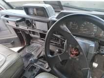 A picture of lqnd cruser