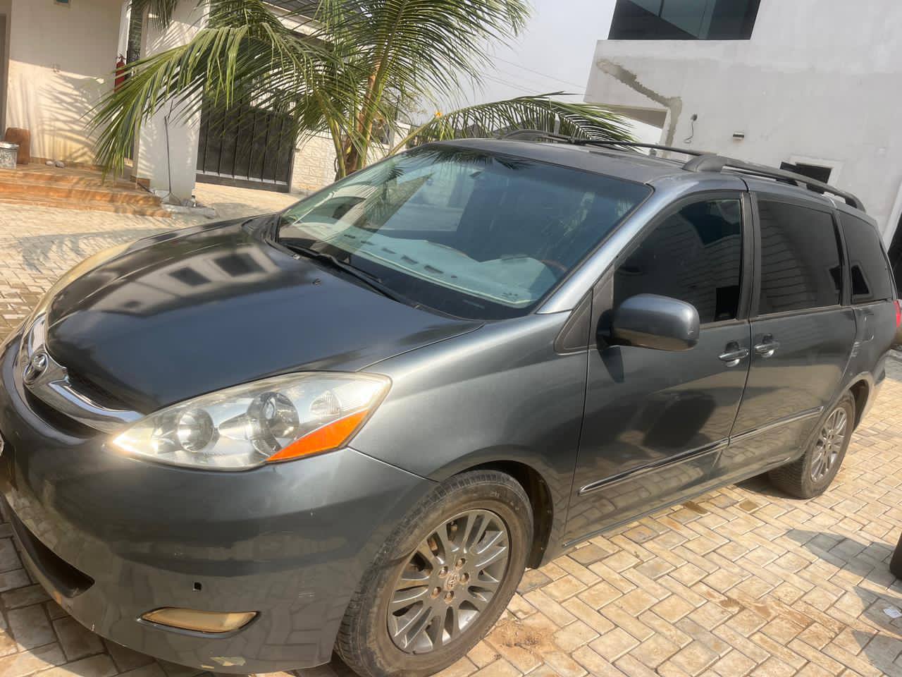 A picture of 2009 Sienna For Sale