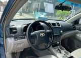 A picture of Distress 2009 Toyota Highlander Neatly used Just package body to