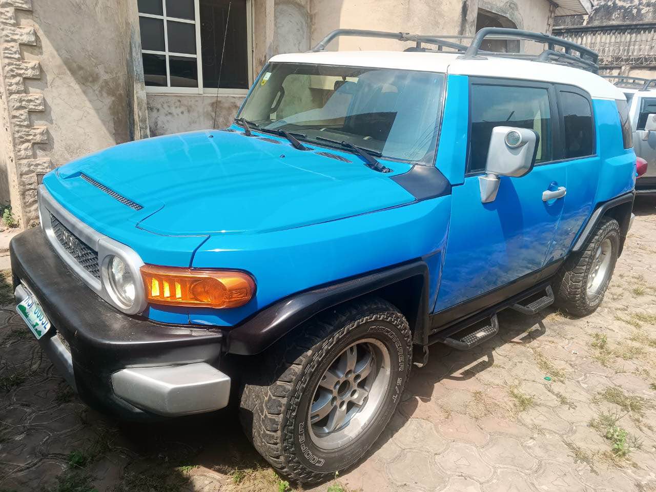 A picture of Very Clean Toyota FJ Cruiser