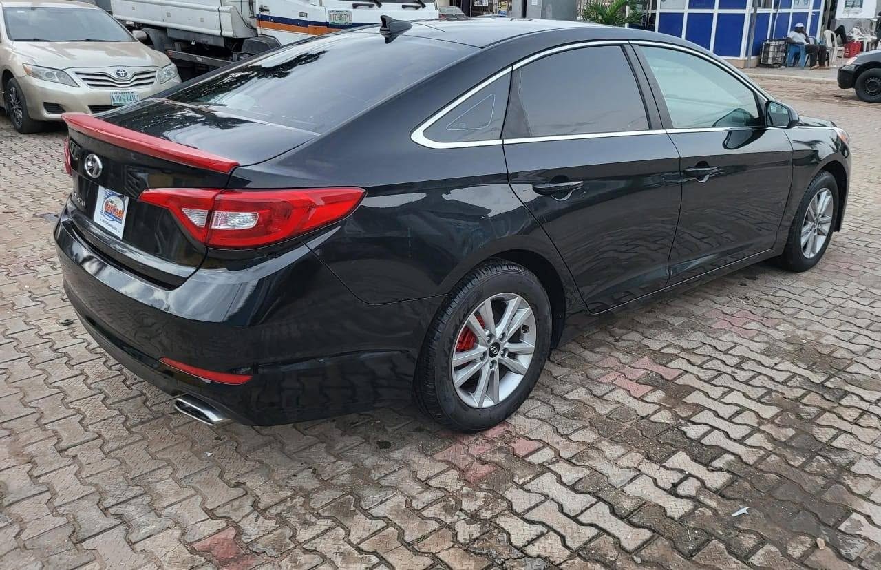 A picture of 2015 Hyundai sonata
