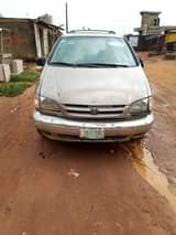 A picture of Seinna first body good engine and gear buy and travel