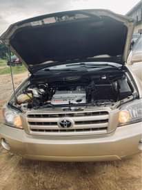A picture of Toyota highlander 2005 model