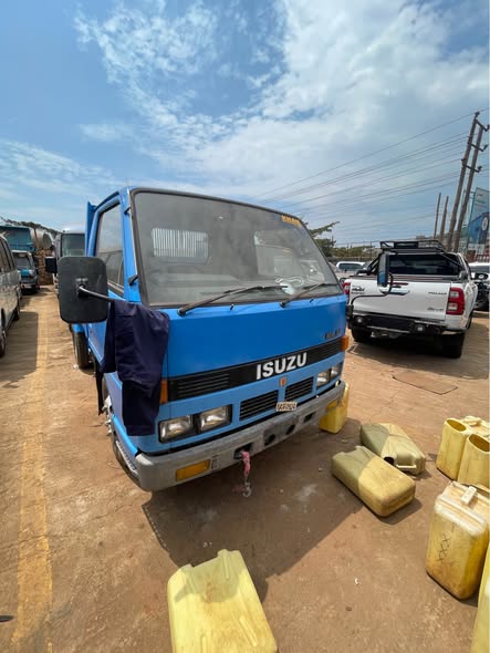 isuzu