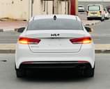 A picture of 2018 kia optima usa imported whatsapp no 00971563819795