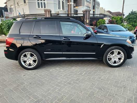 A picture of KinzzyAuto s LTD 08109018982 24 000 000 Refer and earn