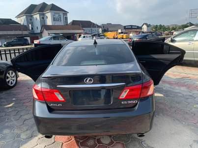 A picture of 2009 Lexus Es360