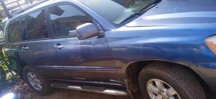 A picture of Neatly Used 2003 highlander first body V6 engine