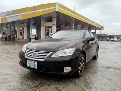 A picture of For sale Slightly used... 2009 Lexus ES 350... Full option