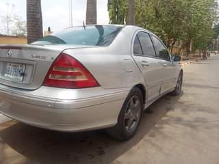 A picture of Sharp buy and drive Mercedes c200 untempered engine and gear