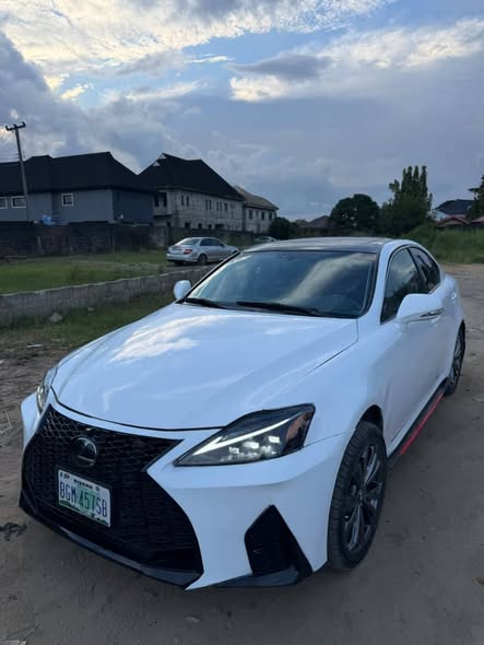 A picture of Registered 2008 is250 in absolute mint condition Call Whatsapp 08145342019