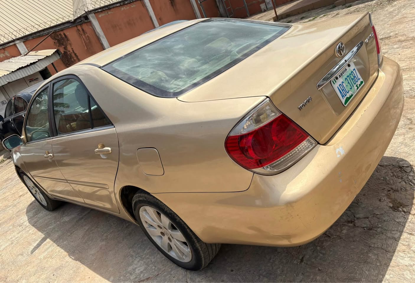 A picture of TOYOTA CAMRY 2006