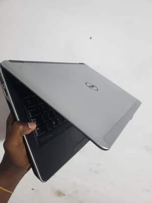 A picture of Dell latitude e6440 core i5