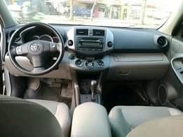 A picture of SELL 2012 TOKUMBO accident free RAV4 limited edition price 13