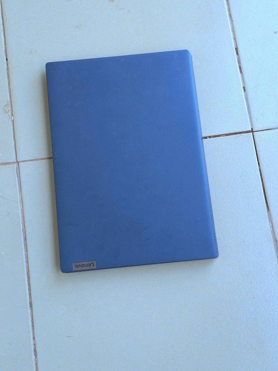 A picture of Lenevo Ideapad on sale at 550k clean machine Call 0768090274