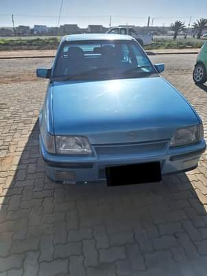 opel monza