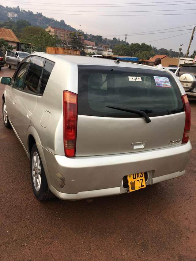 A picture of Toyota opa 12m